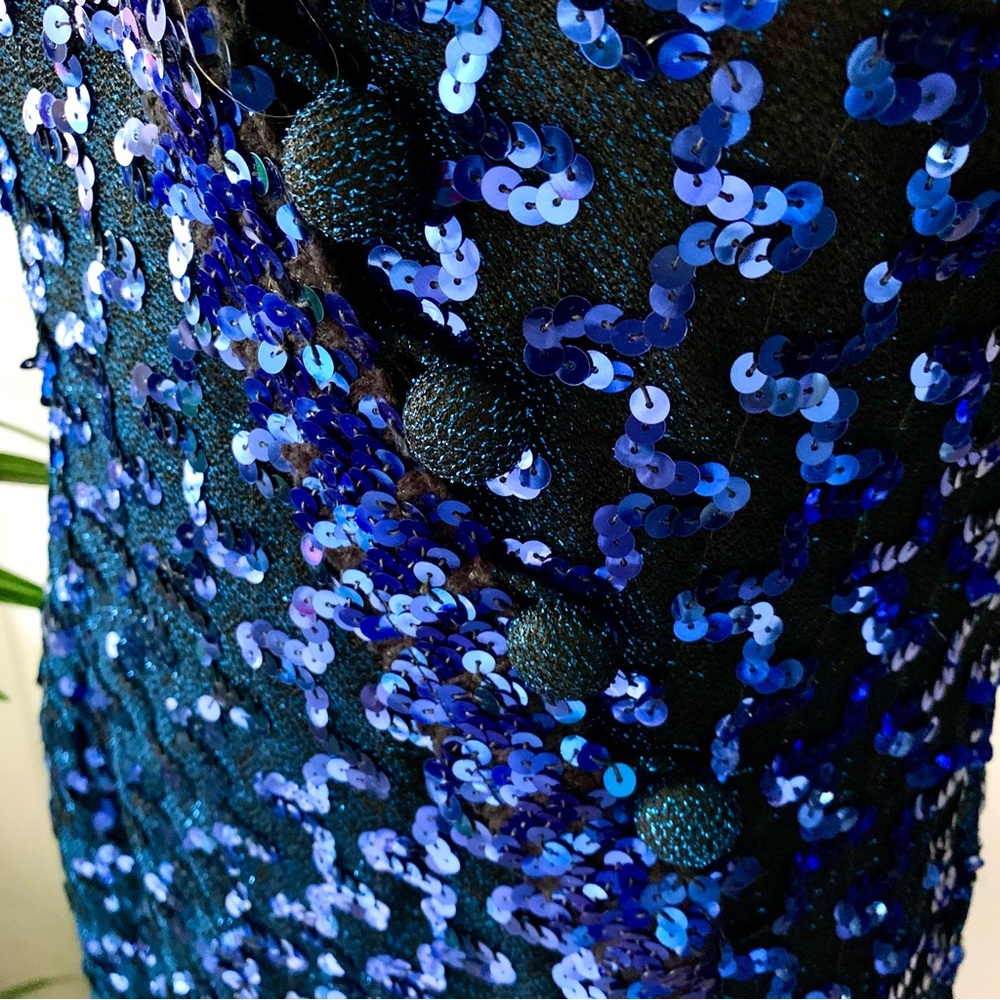 v i n t a g e :: Glamorous Lilli Diamond Surplice Sequin Maxi Dress - Picture 14 of 15